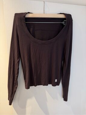 Vuori Women's Scoop Neck Long Sleeve Top